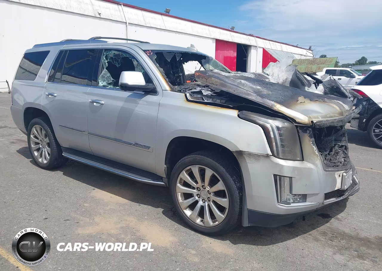 2016 Cadillac Escalade Luxury Collection