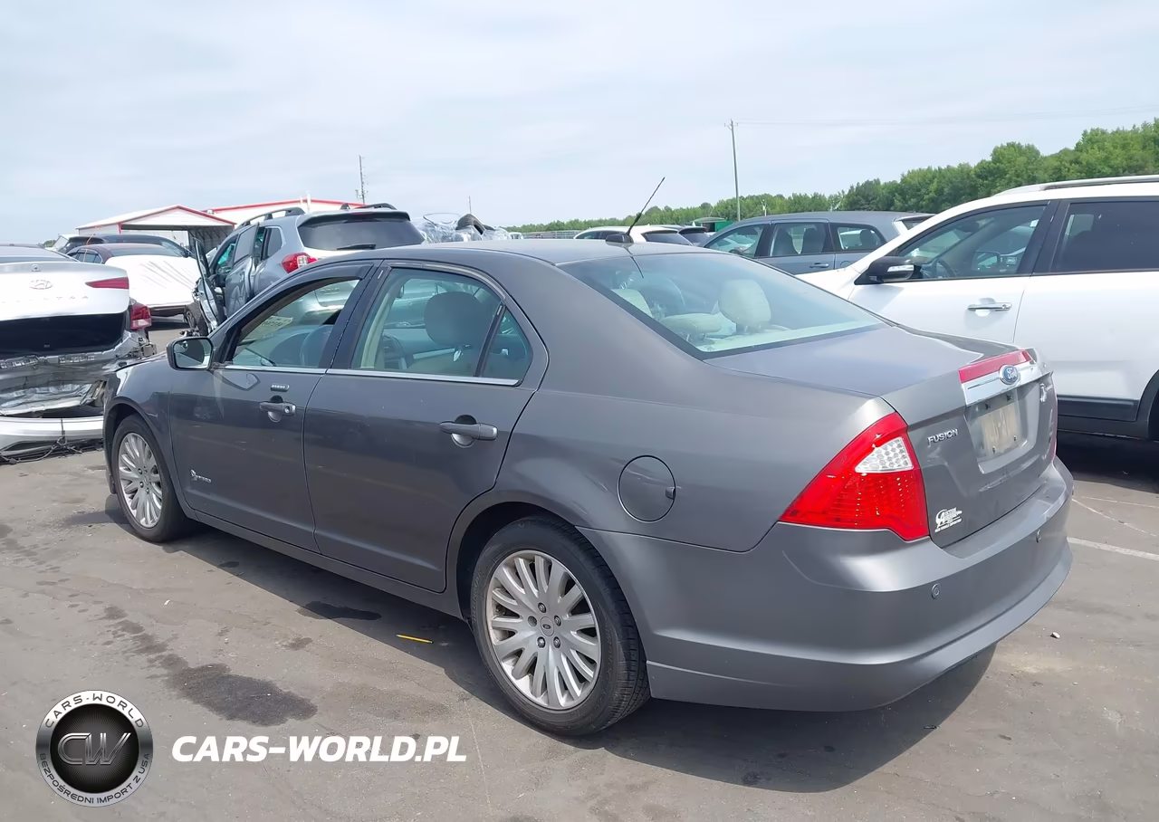 2011 Ford Fusion Hybrid VIN:3FADP0L35BR215241 - 3
