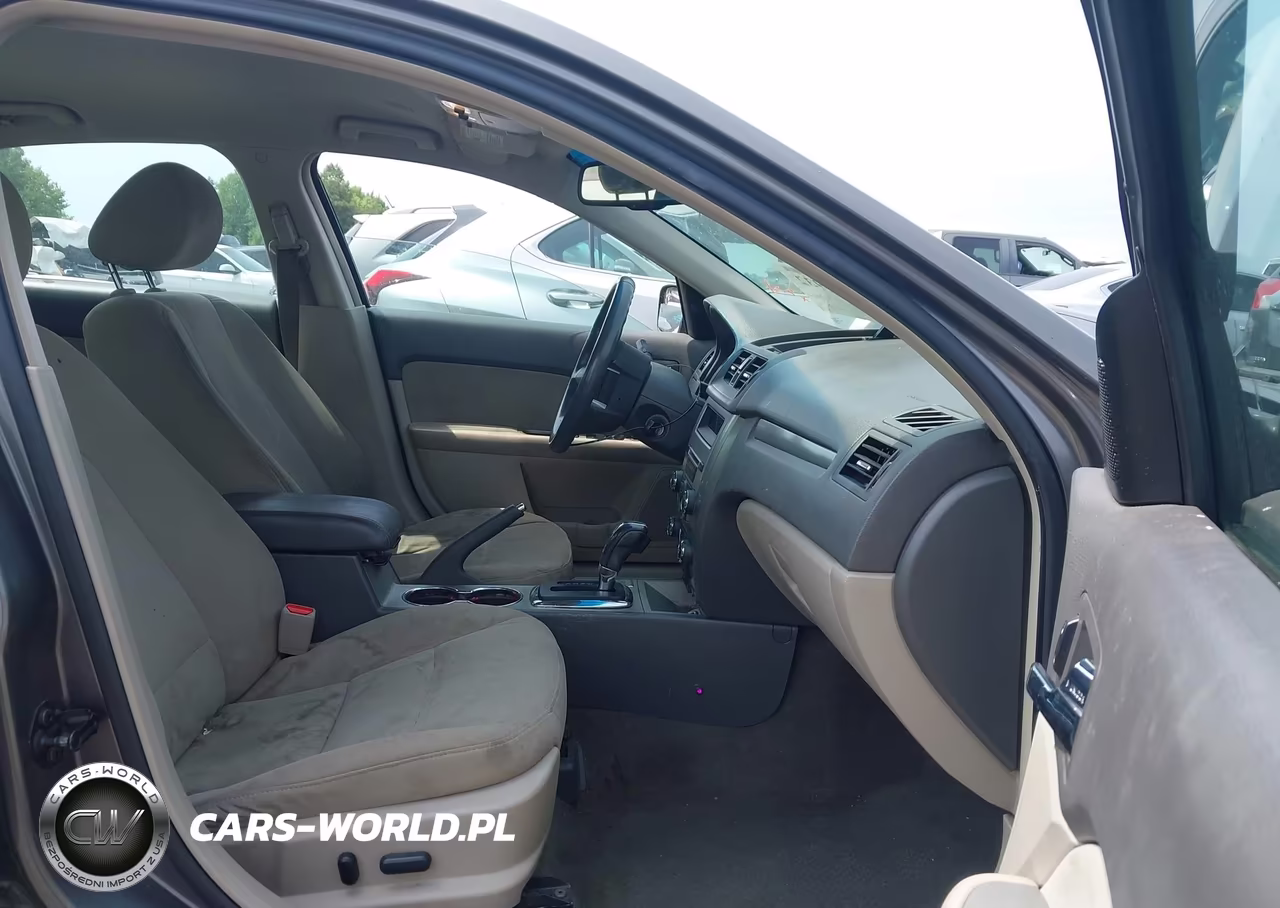 2011 Ford Fusion Hybrid VIN:3FADP0L35BR215241 - 5
