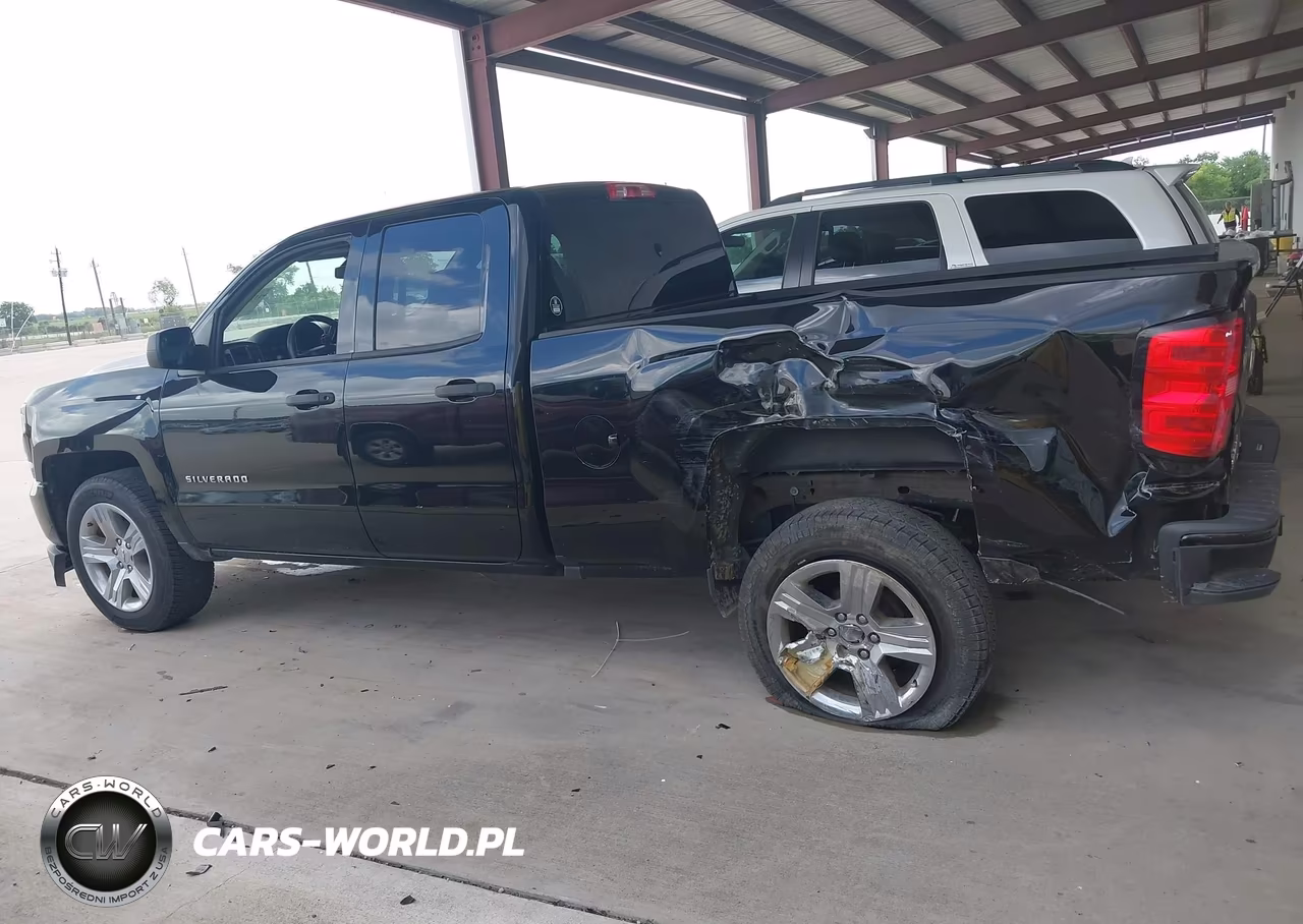 2017 Chevrolet Silverado 1500 Custom VIN:1GCRCPEC2HZ304044 - 14