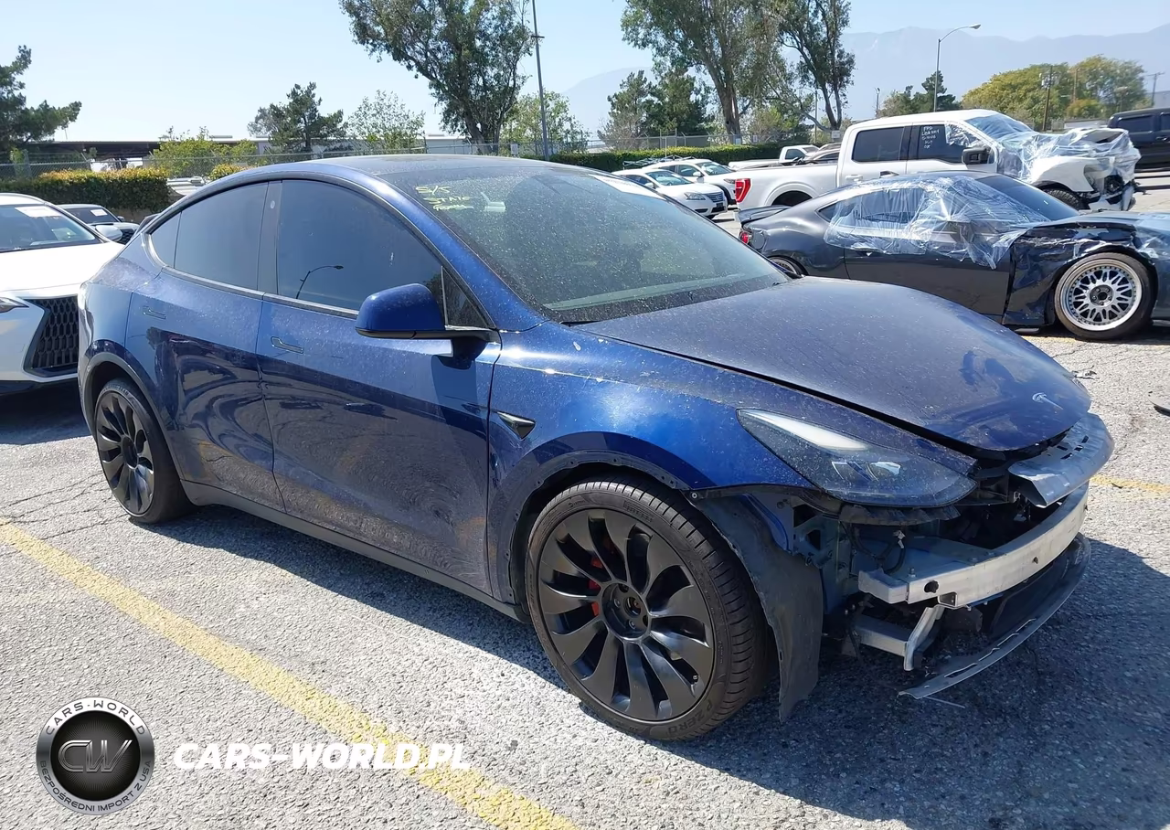 2022 Tesla Model Y Performance Dual Motor All-Wheel Drive – zdjęcie 1 z 21