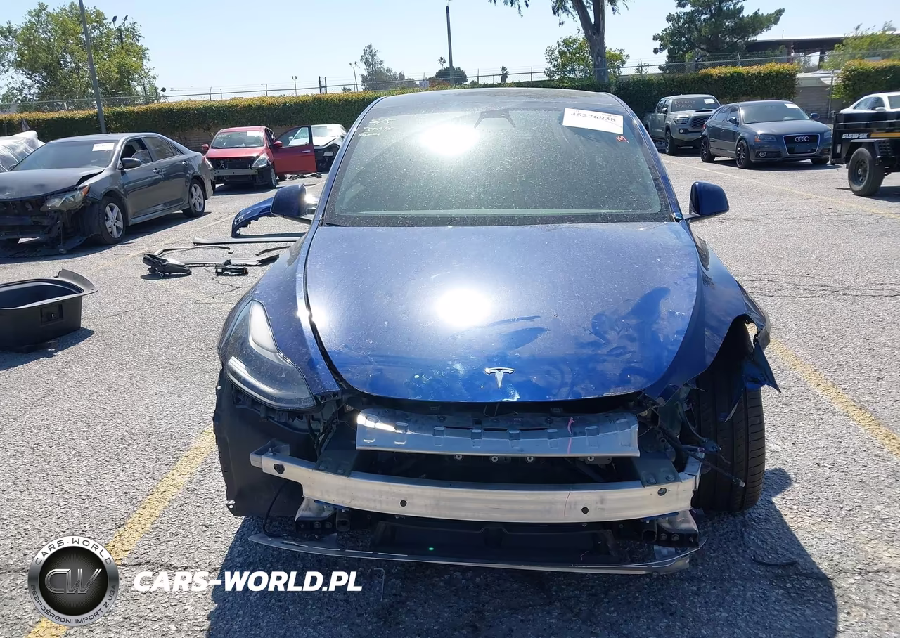 2022 Tesla Model Y Performance Dual Motor All-Wheel Drive VIN:7SAYGDEFXNF390202 - 13