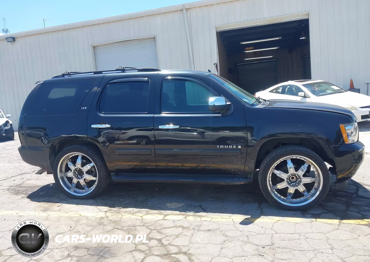2007 Chevrolet Tahoe Ltz VIN:1GNFC13067R336252 - 13
