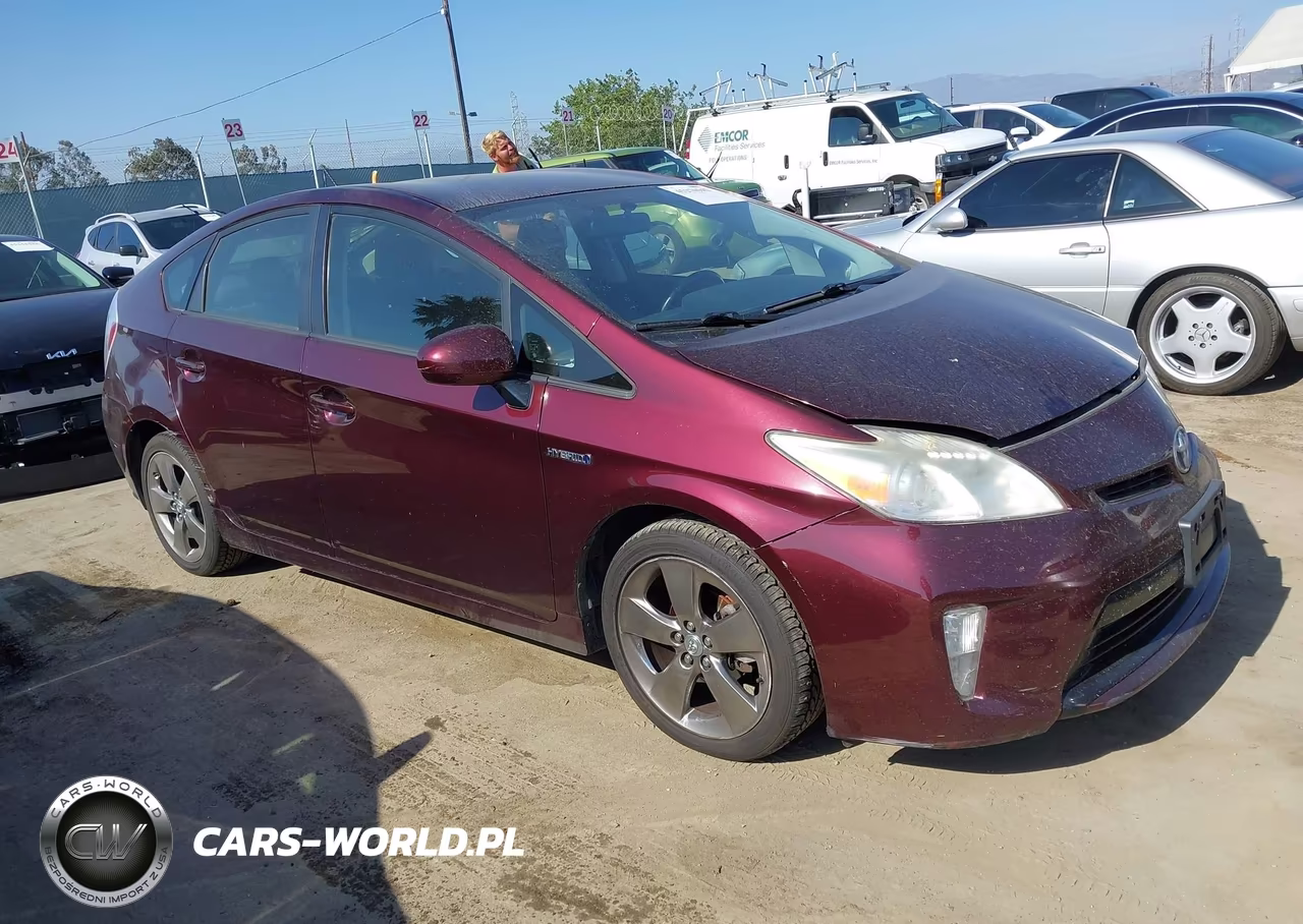 2013 Toyota Prius Three Se – zdjęcie 1 z 16
