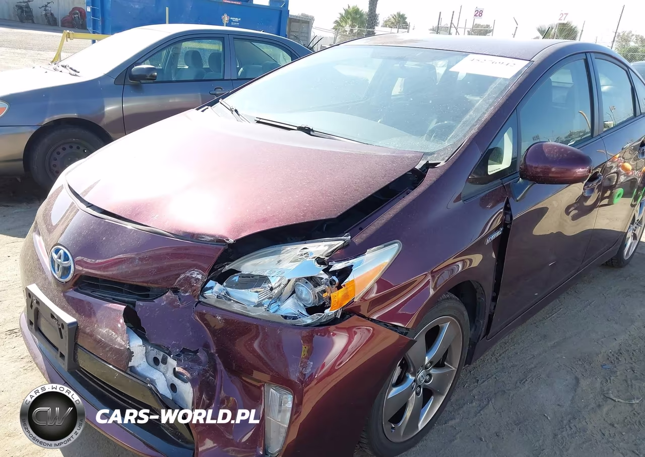 2013 Toyota Prius Three Se VIN:JTDKN3DU1D5613245 - 6