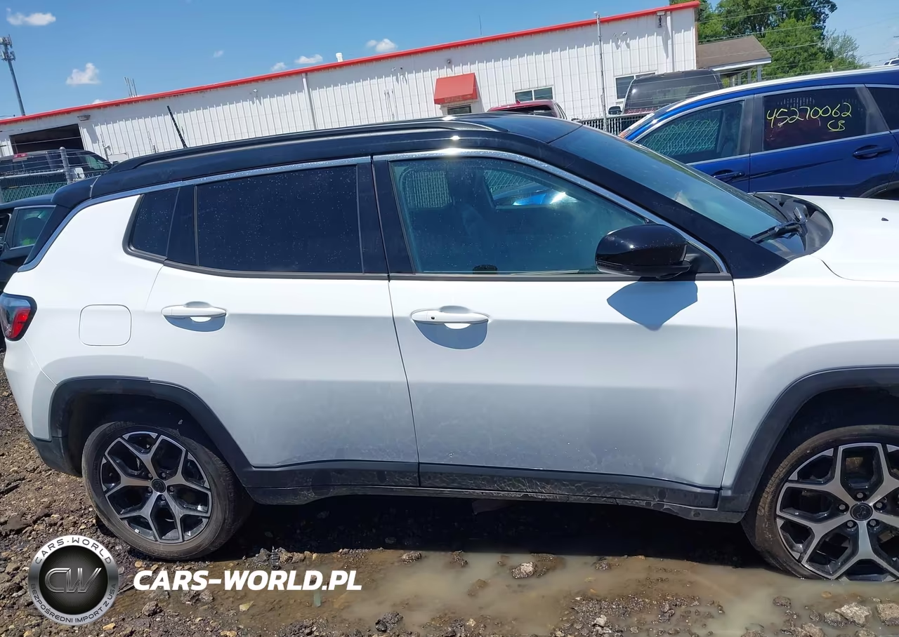 2025 Jeep Compass Limited 4X4 VIN:3C4NJDCN5ST623802 - 13