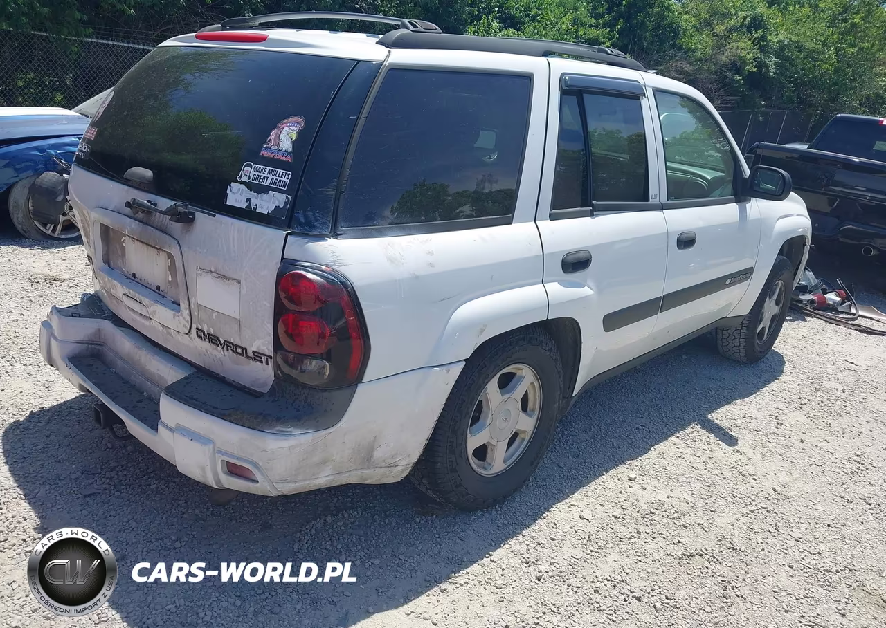 2003 Chevrolet Trailblazer Ls VIN:1GNDT13S332330596 - 4