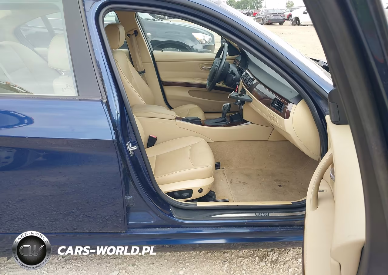 2011 BMW 328I xDrive VIN:WBAPK7G53BNN86649 - 5