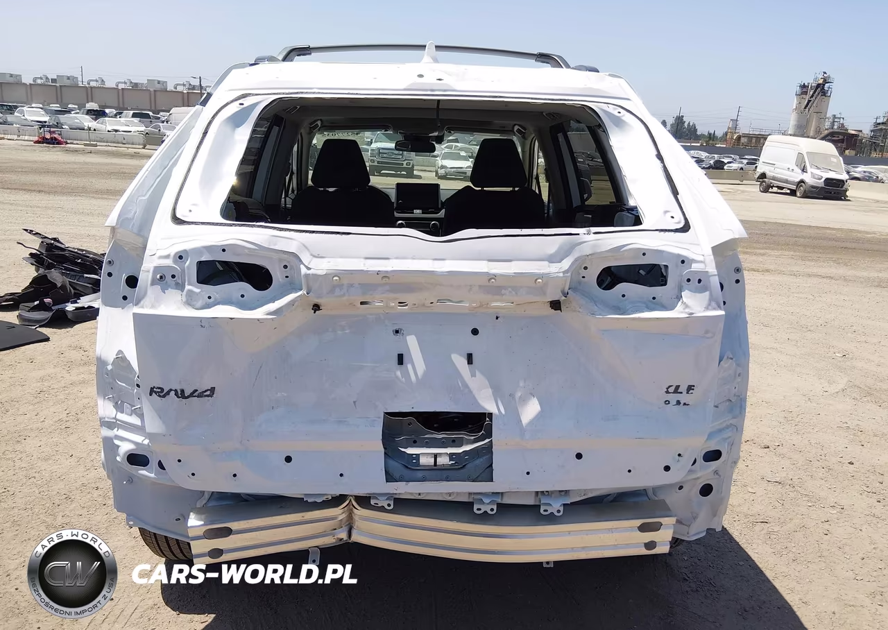 2025 Toyota Rav4 Xle VIN:2T3P1RFVXSW621571 - 17