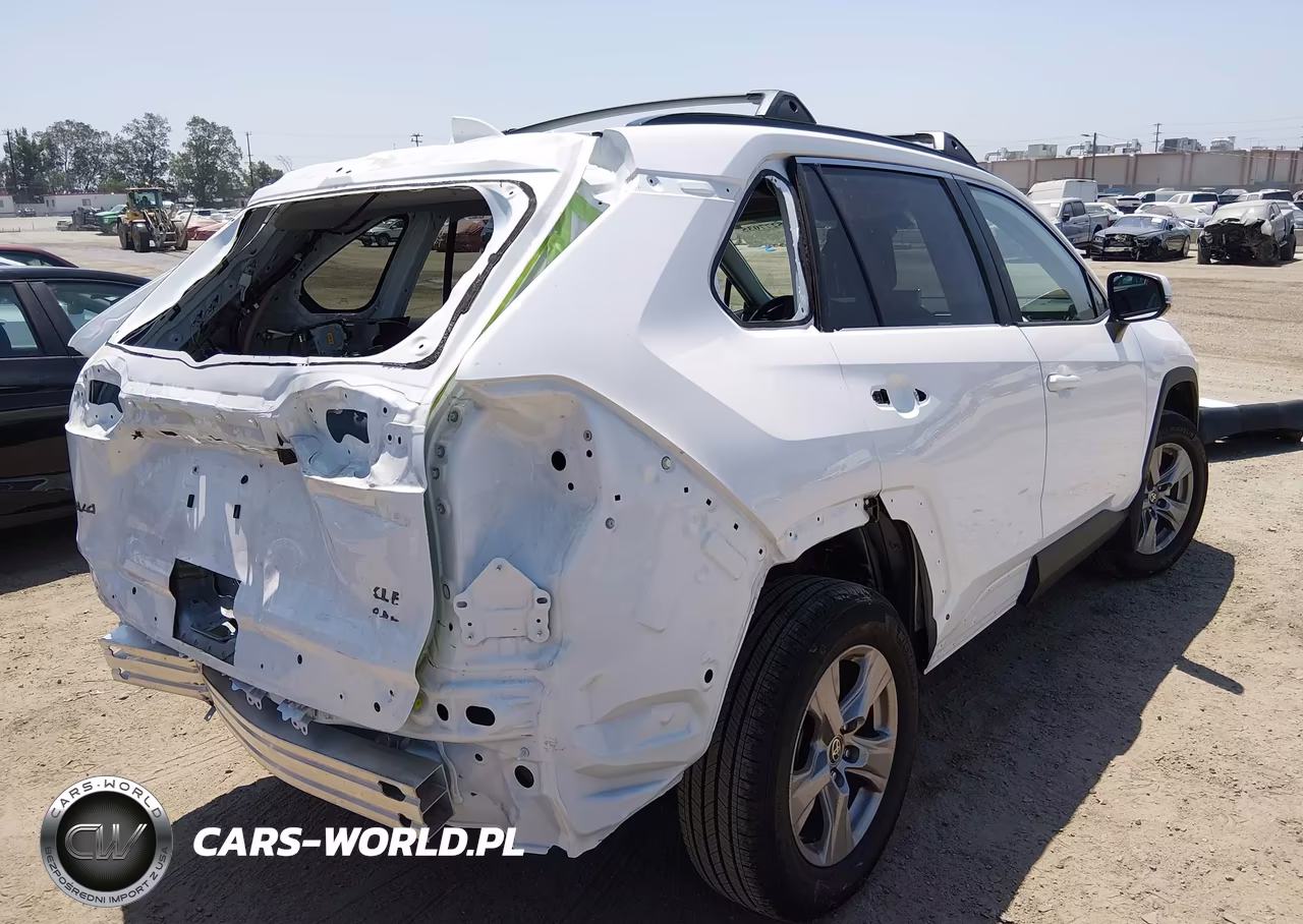 2025 Toyota Rav4 Xle VIN:2T3P1RFVXSW621571 - 4
