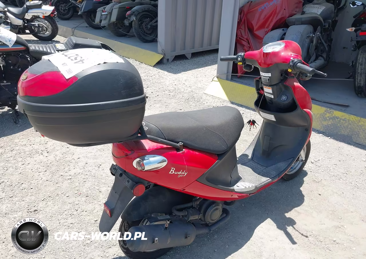 2018 Genuine Scooter Co. Buddy 50 VIN:RFVPAP5A9J1123142 - 4