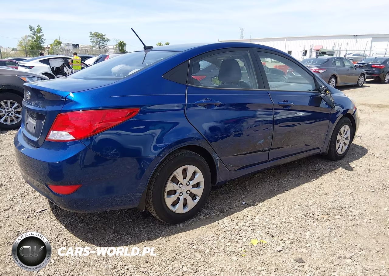 2016 Hyundai Accent Se VIN:KMHCT4AE0GU045718 - 4
