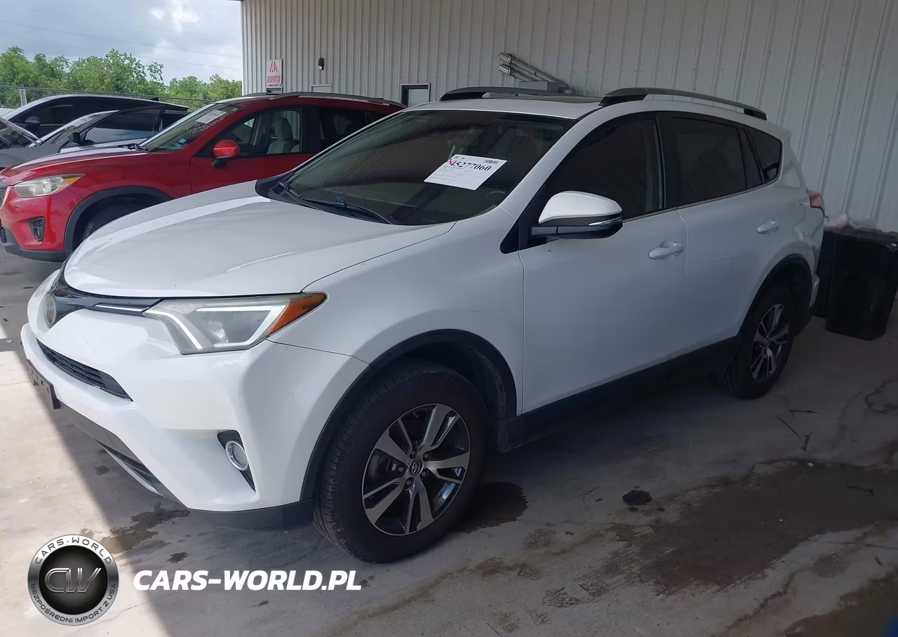 2018 Toyota Rav4 Xle VIN:JTMWFREVXJJ749949 - 2