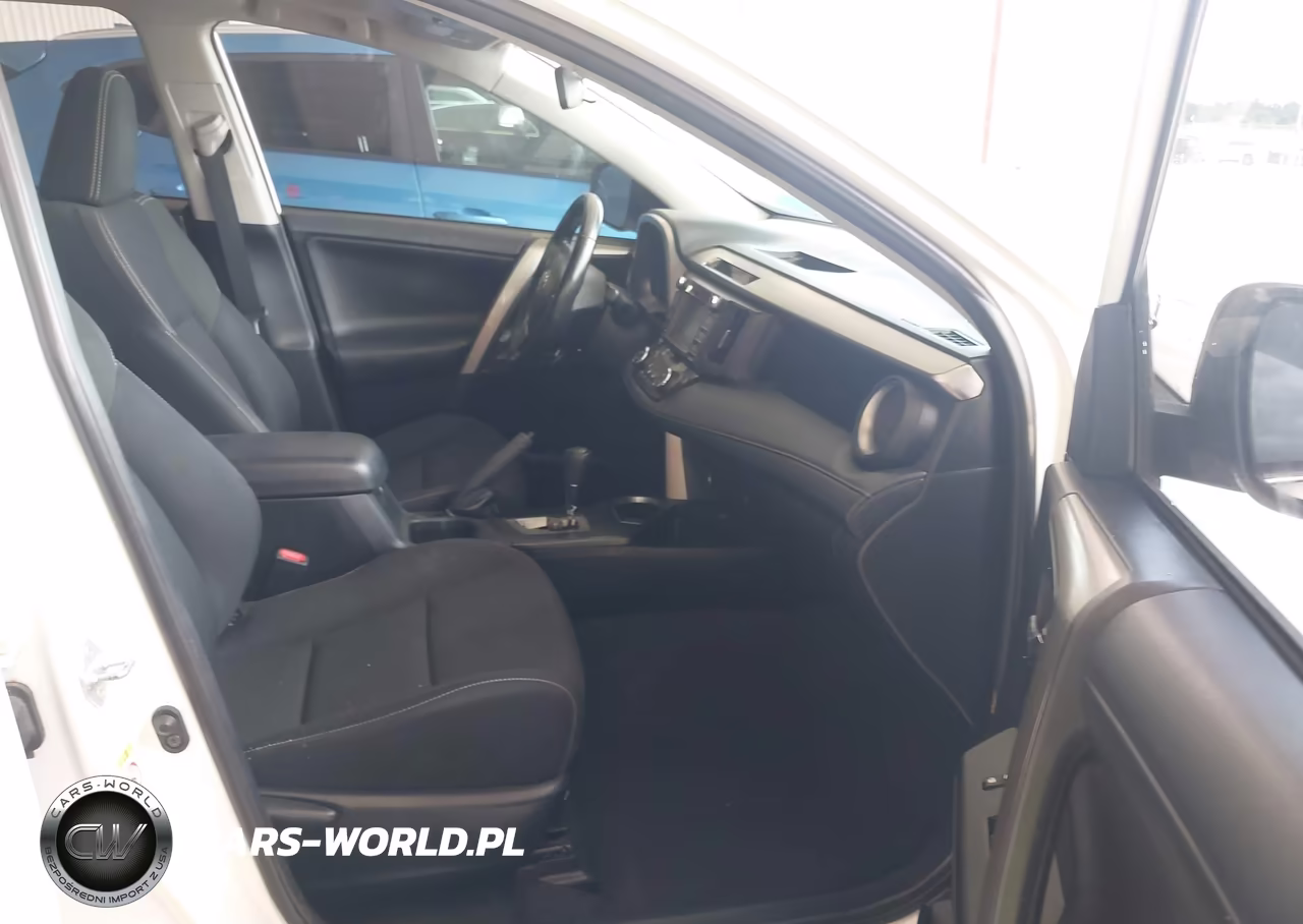 2018 Toyota Rav4 Xle VIN:JTMWFREVXJJ749949 - 5