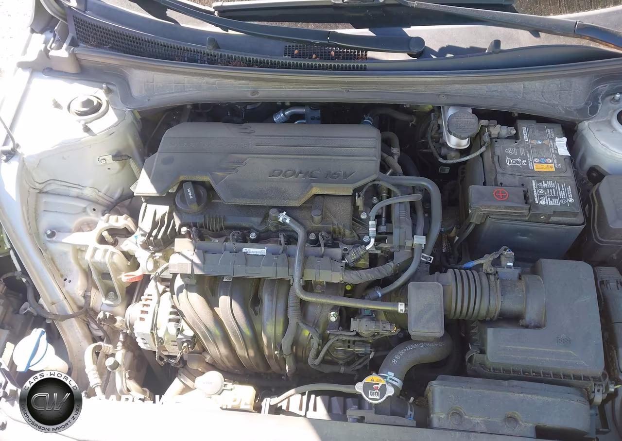 2021 Hyundai Elantra Sel VIN:5NPLM4AG1MH011182 - 10