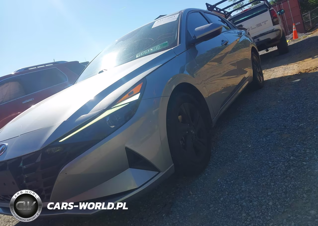 2021 Hyundai Elantra Sel VIN:5NPLM4AG1MH011182 - 21