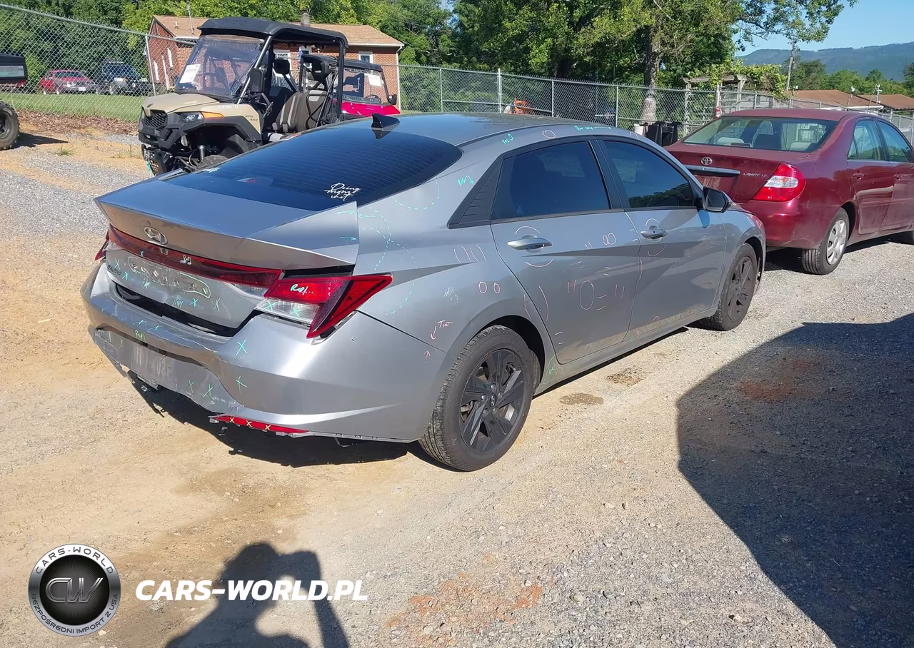 2021 Hyundai Elantra Sel VIN:5NPLM4AG1MH011182 - 4