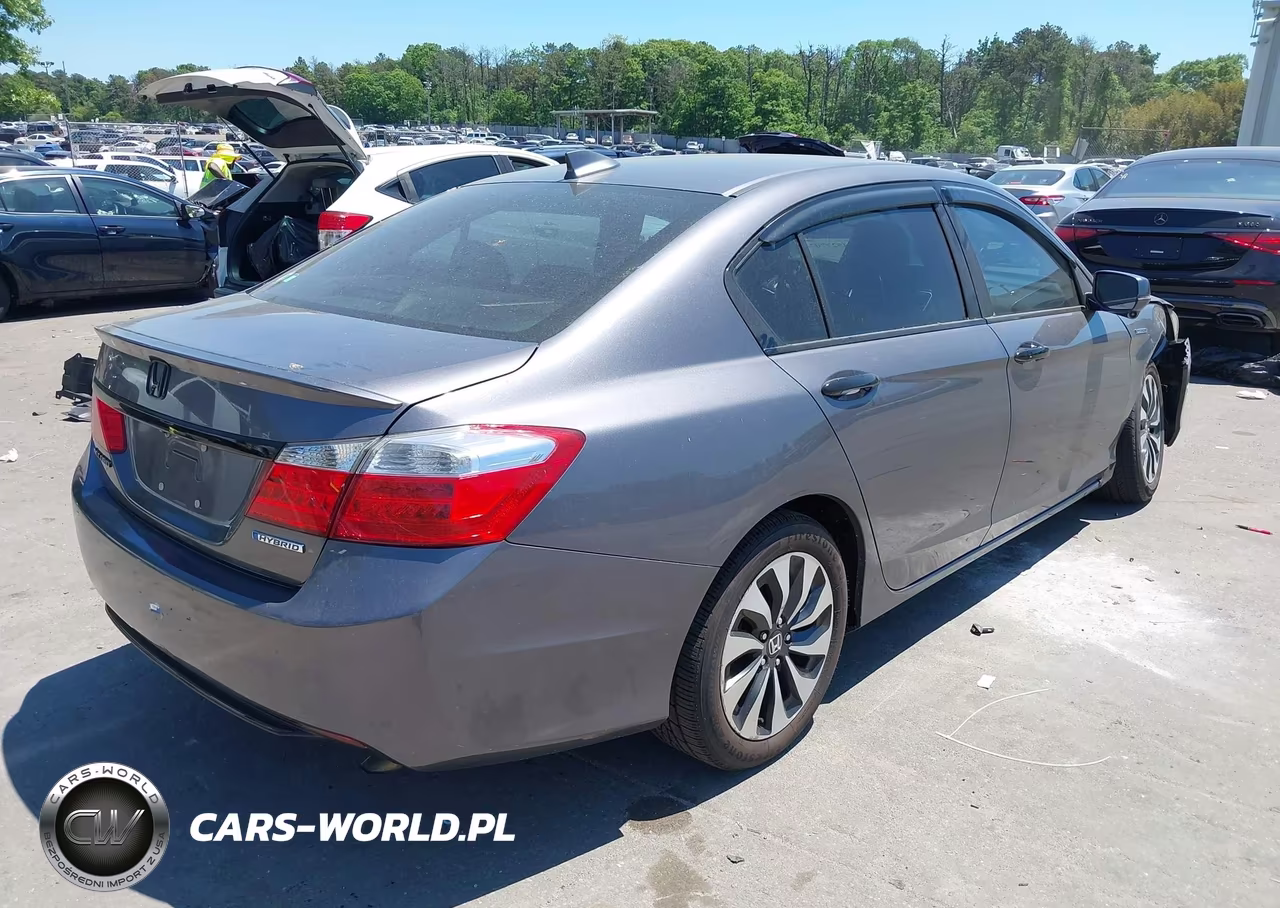 2015 Honda Accord Hybrid Ex-L VIN:1HGCR6F5XFA006210 - 4