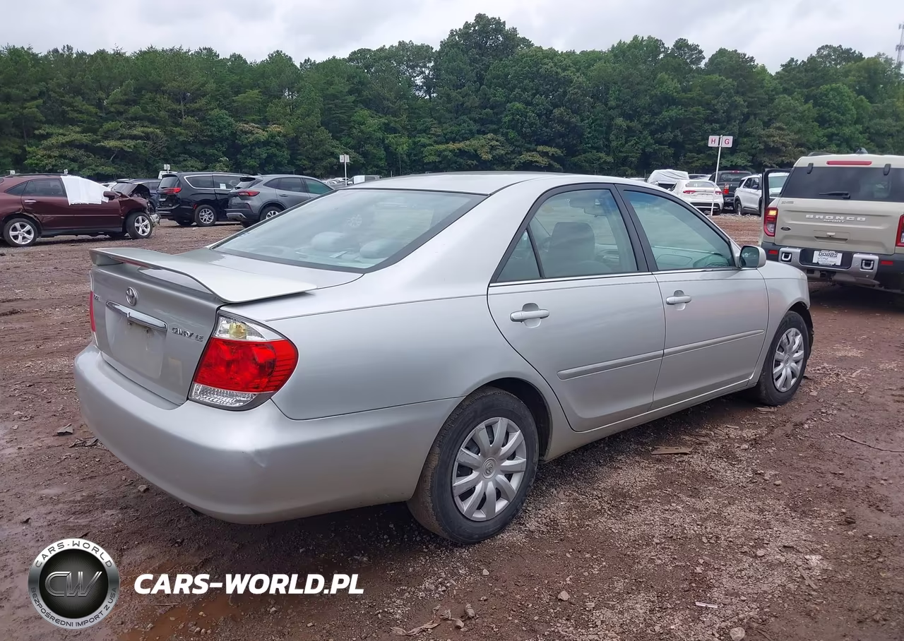 2006 Toyota Camry Le VIN:4T1BE32K66U125933 - 4