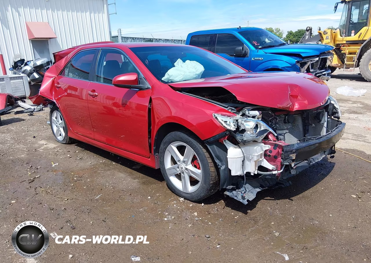 2012 Toyota Camry Se – zdjęcie 1 z 17