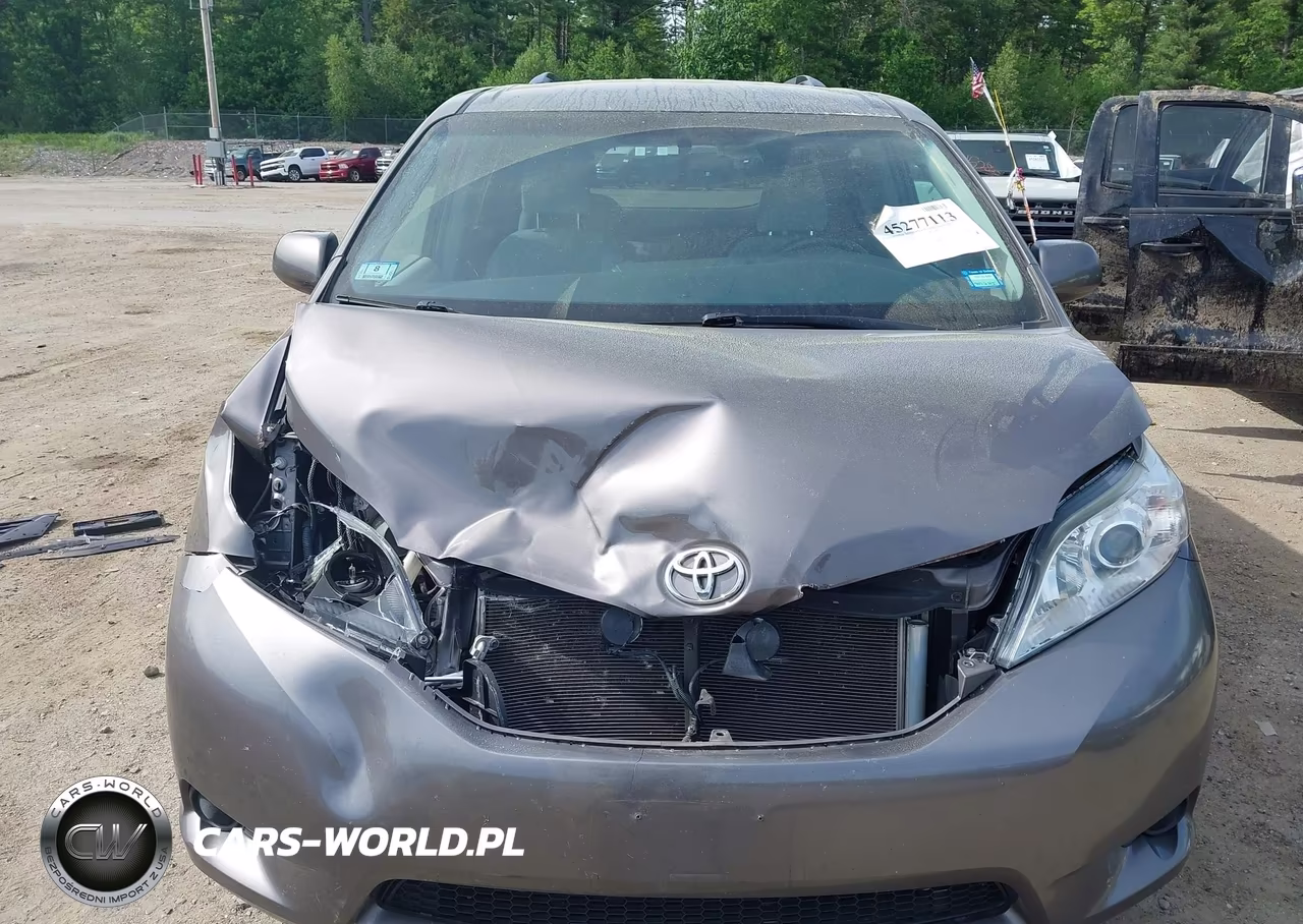 2016 Toyota Sienna Le 8 Passenger VIN:5TDKK3DC1GS709696 - 13