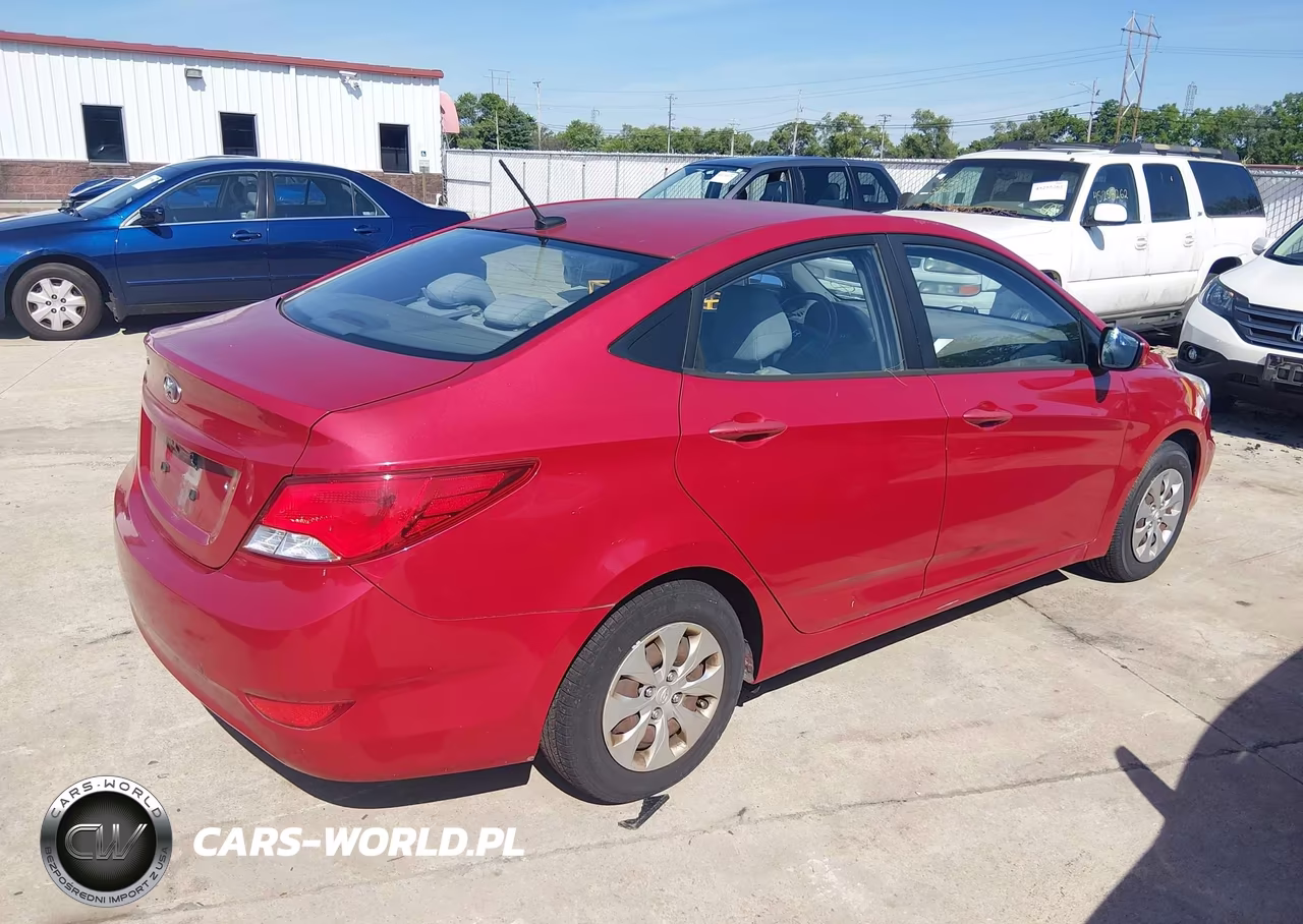 2015 Hyundai Accent Gls VIN:KMHCT4AE3FU911331 - 4