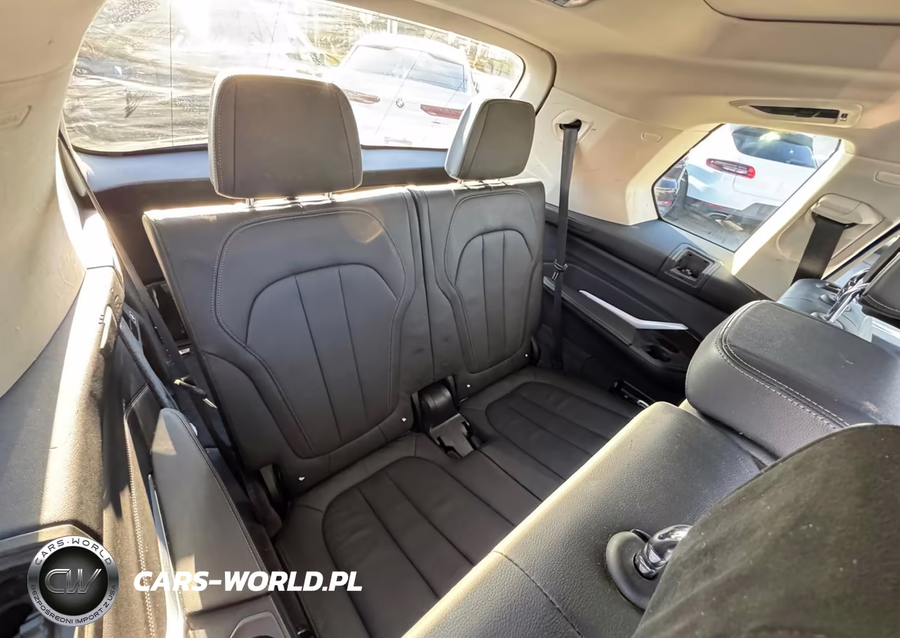 2020 BMW X7 xDrive40I VIN:5UXCW2C05L9A03738 - 11