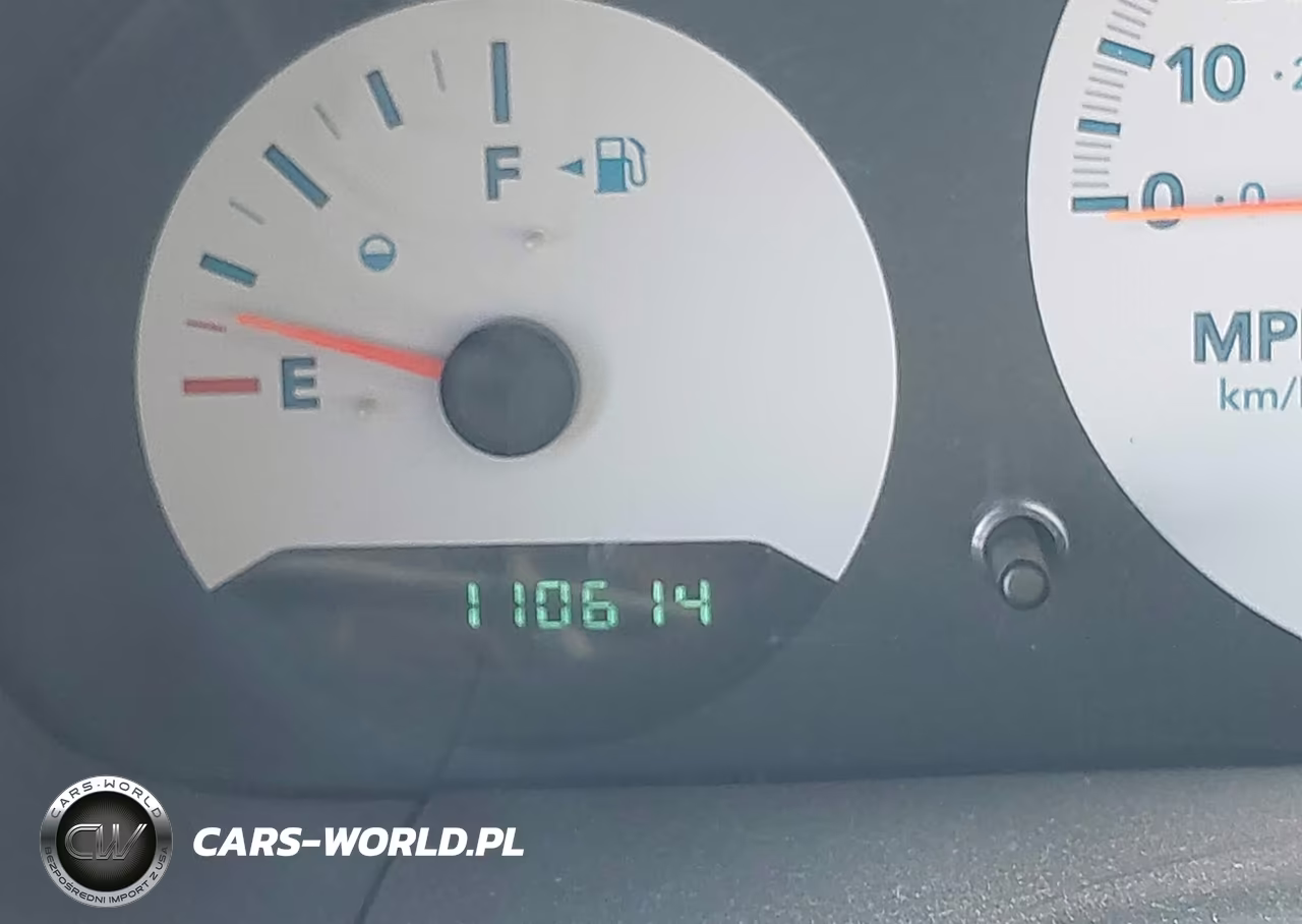 2007 Chrysler Town & Country VIN:1A4GJ45R77B180354 - 16