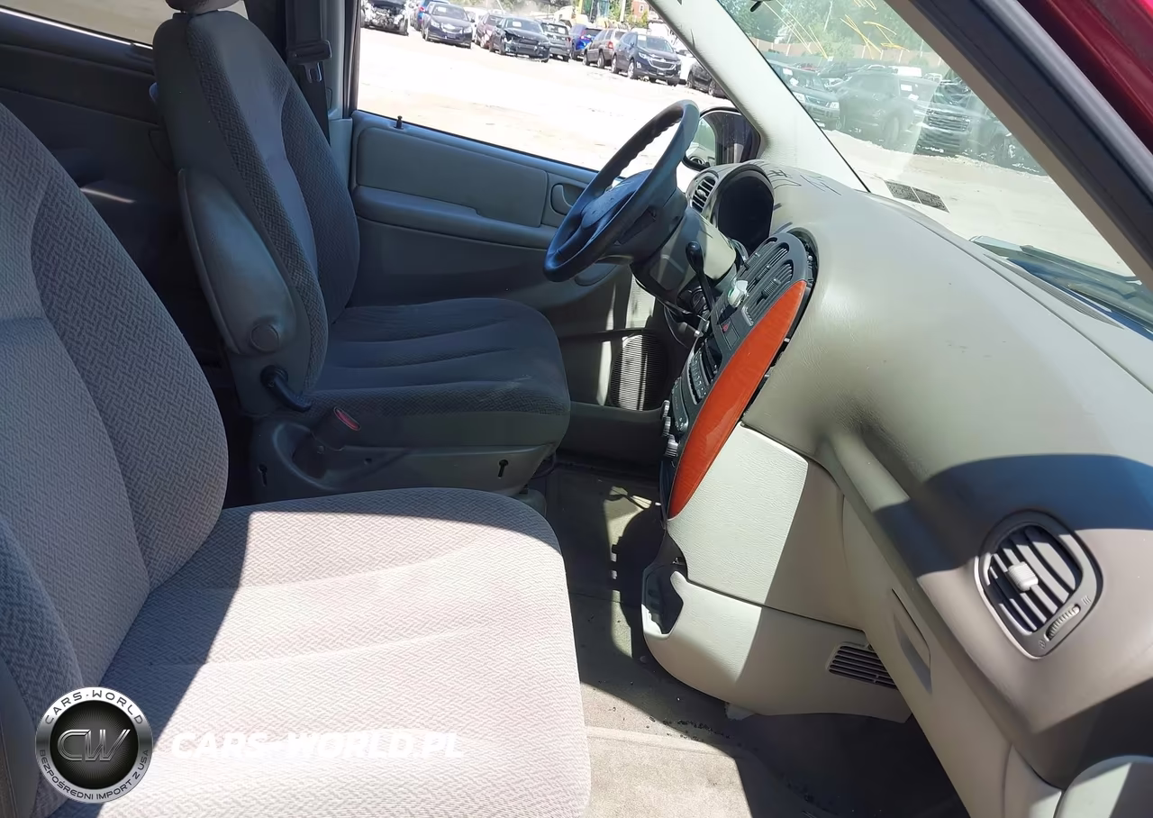 2007 Chrysler Town & Country VIN:1A4GJ45R77B180354 - 5
