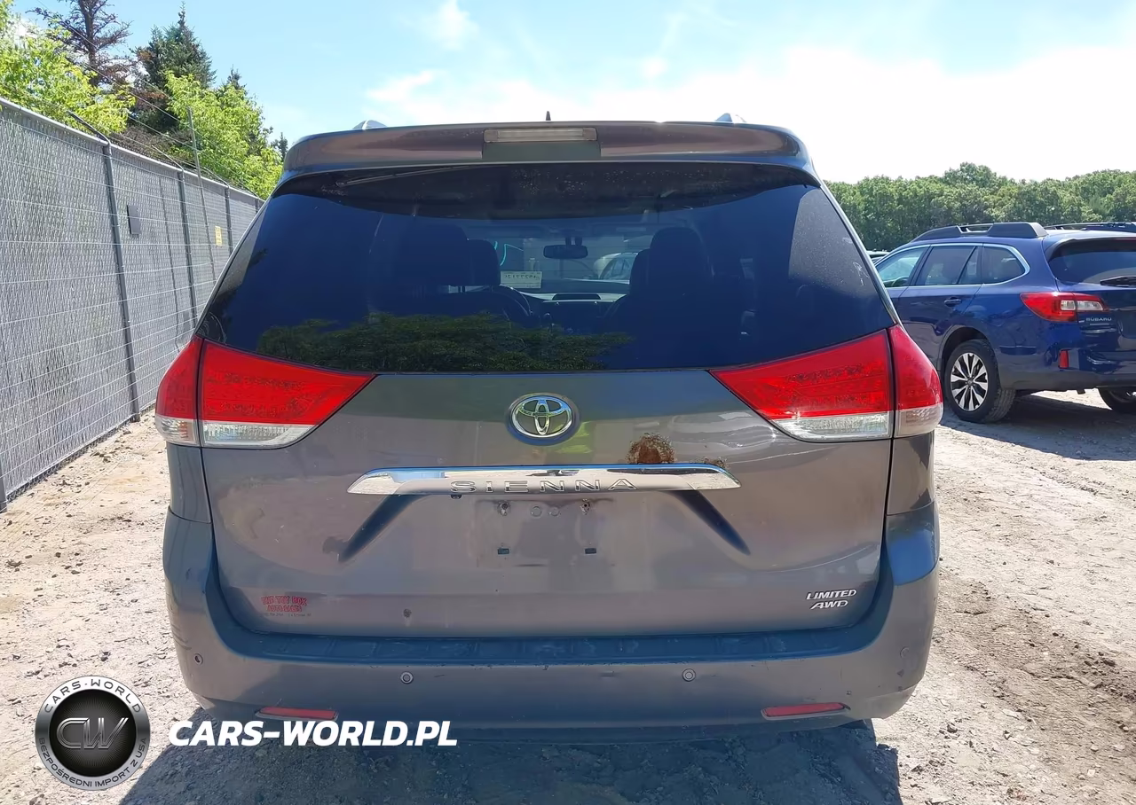 2011 Toyota Sienna Limited VIN:5TDDK3DC4BS010712 - 17
