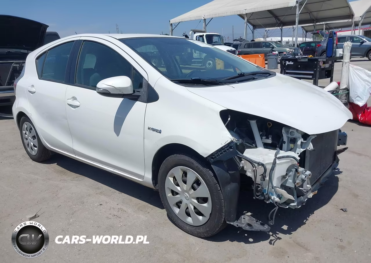2013 Toyota Prius C Two