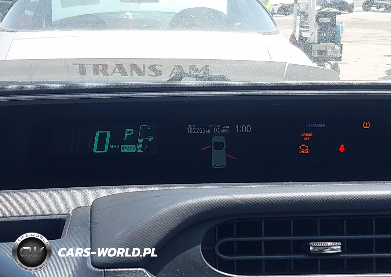 2013 Toyota Prius C Two VIN:JTDKDTB35D1051418 - 7