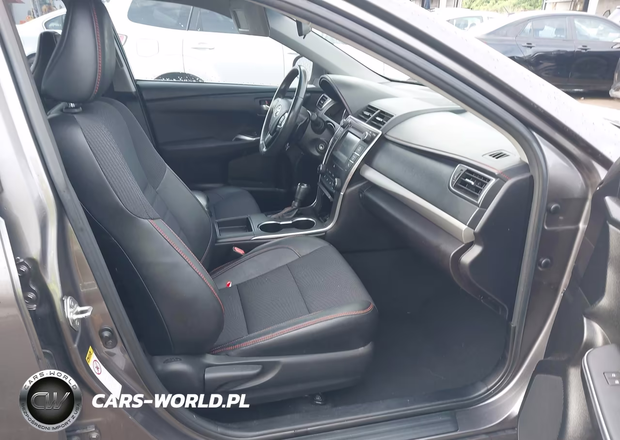 2017 Toyota Camry Se VIN:4T1BF1FK9HU334243 - 5