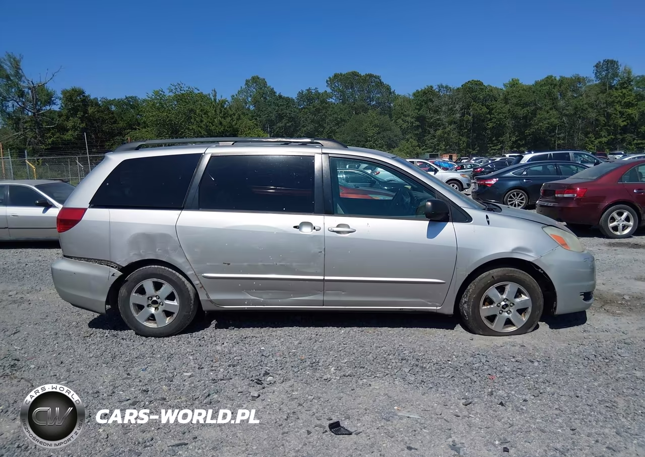 2004 Toyota Sienna Le VIN:5TDZA23C74S167058 - 13