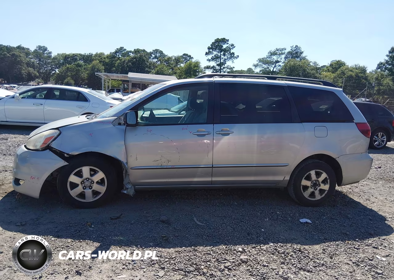 2004 Toyota Sienna Le VIN:5TDZA23C74S167058 - 14