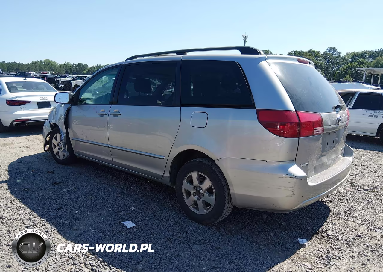 2004 Toyota Sienna Le VIN:5TDZA23C74S167058 - 3