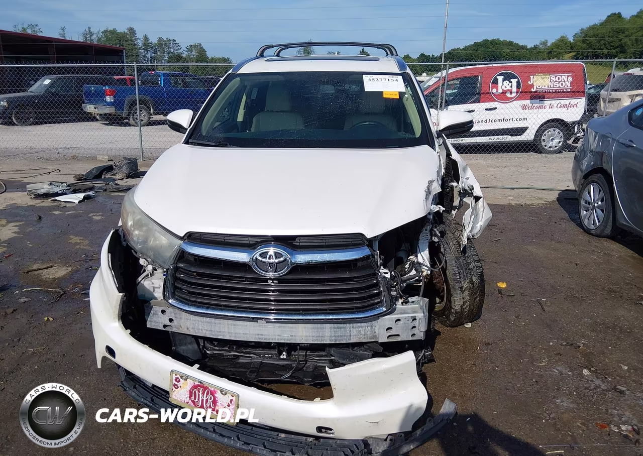 2015 Toyota Highlander Xle V6 VIN:5TDJKRFH8FS207421 - 13