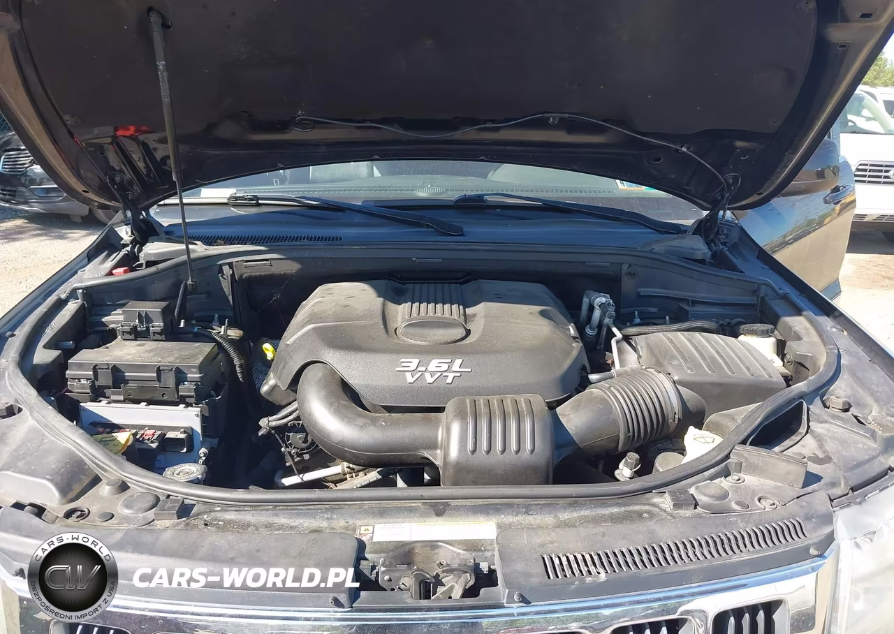 2012 Jeep Grand Cherokee Laredo VIN:1C4RJFAG3CC294242 - 10