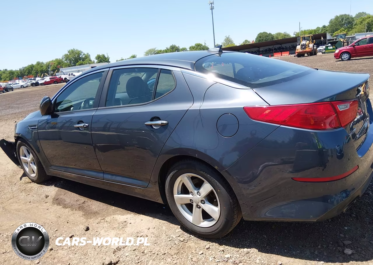 2015 Kia Optima Lx VIN:KNAGM4A79F5611112 - 14