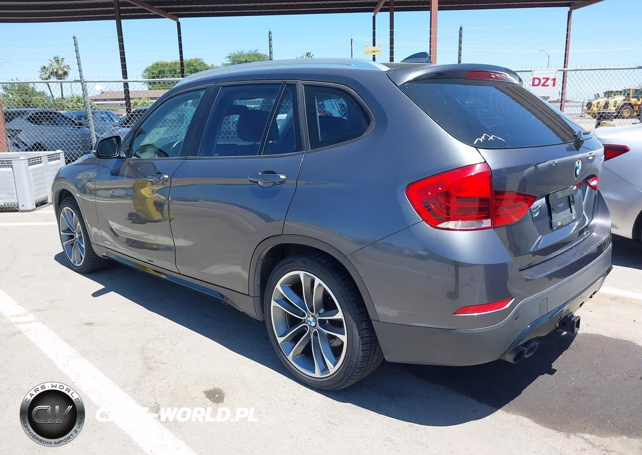 2014 BMW X1 xDrive28I VIN:WBAVL1C58EVR94527 - 3