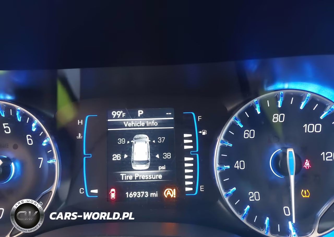 2019 Chrysler Pacifica Touring L VIN:2C4RC1BG1KR609136 - 7