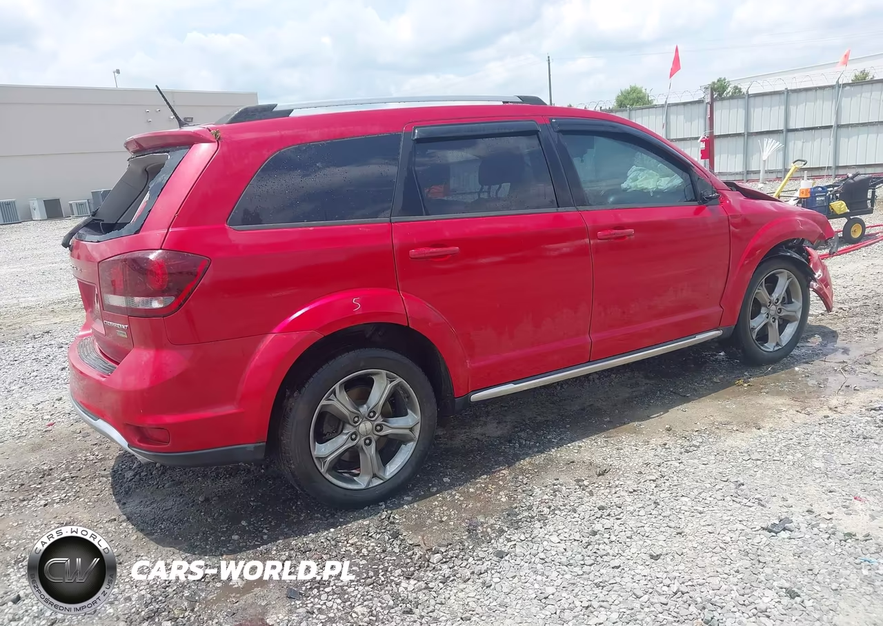 2017 Dodge Journey Crossroad Plus VIN:3C4PDCGG1HT594670 - 4