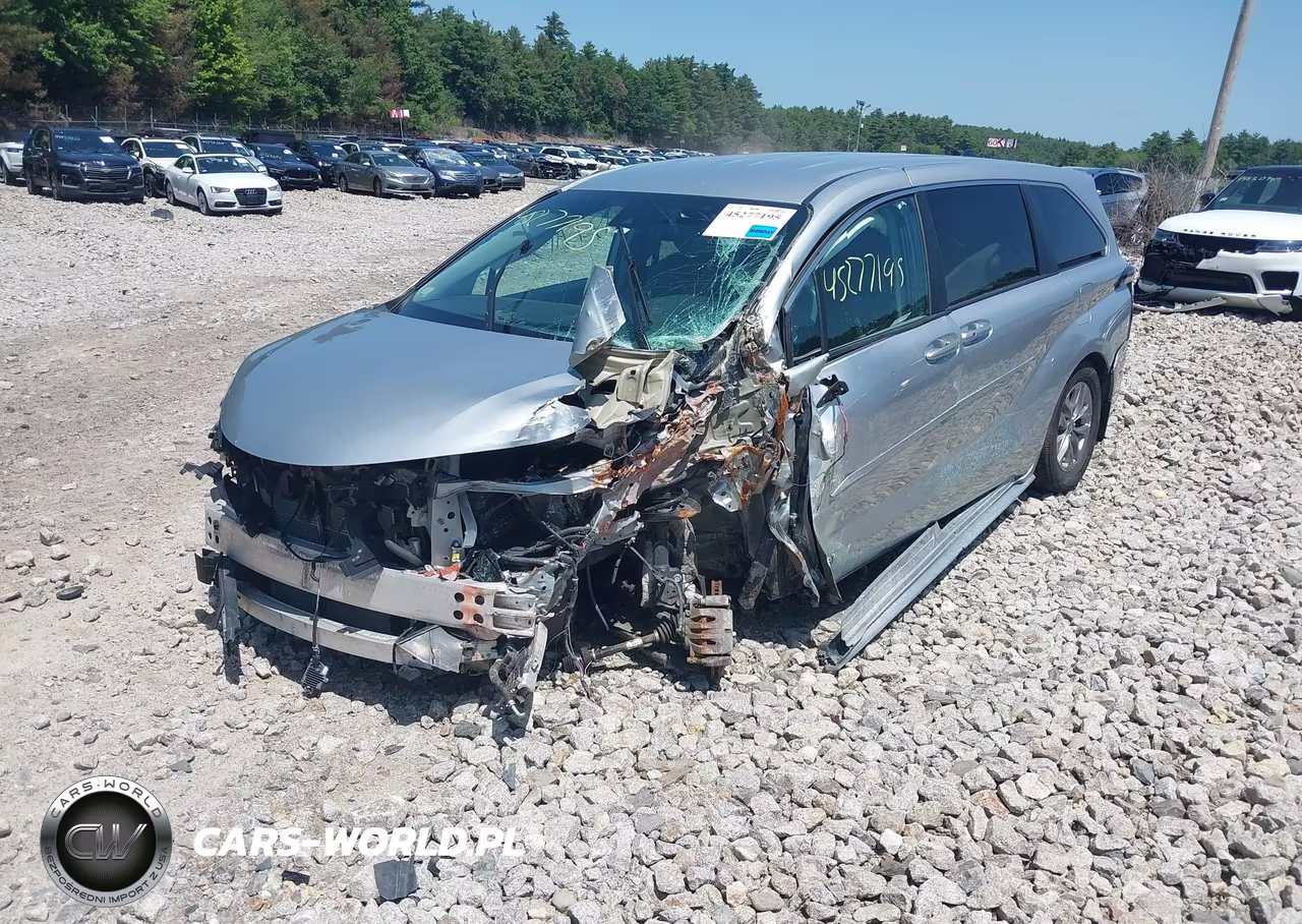 2021 Toyota Sienna Le VIN:5TDKRKECXMS012351 - 2