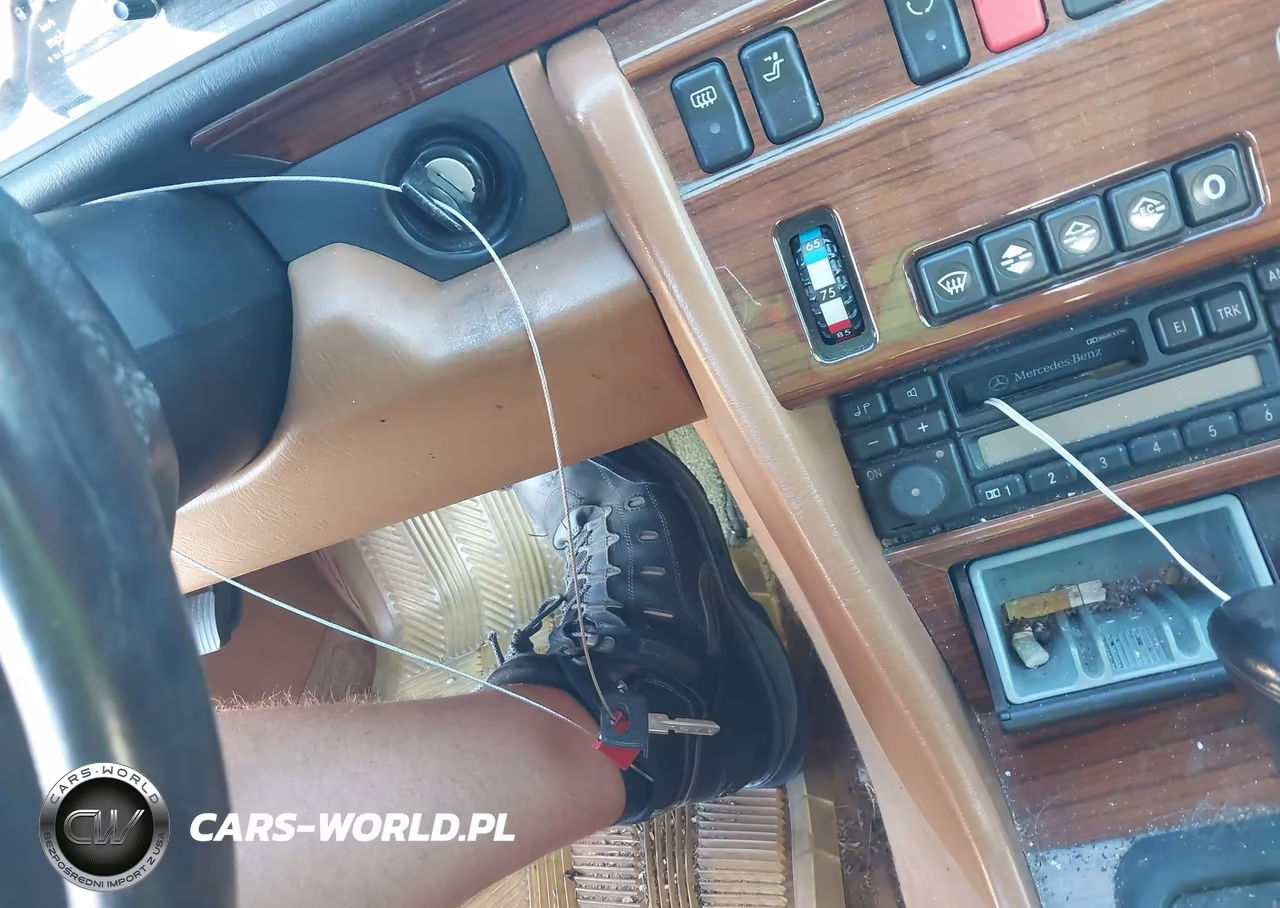 1994 Mercedes-Benz E 320 VIN:WDBEA32E9RC131953 - 11