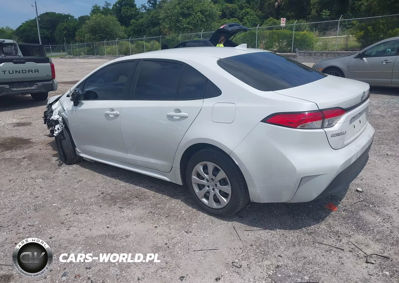 2024 Toyota Corolla Hybrid Le VIN:JTDBCMFE9R3051518 - 3