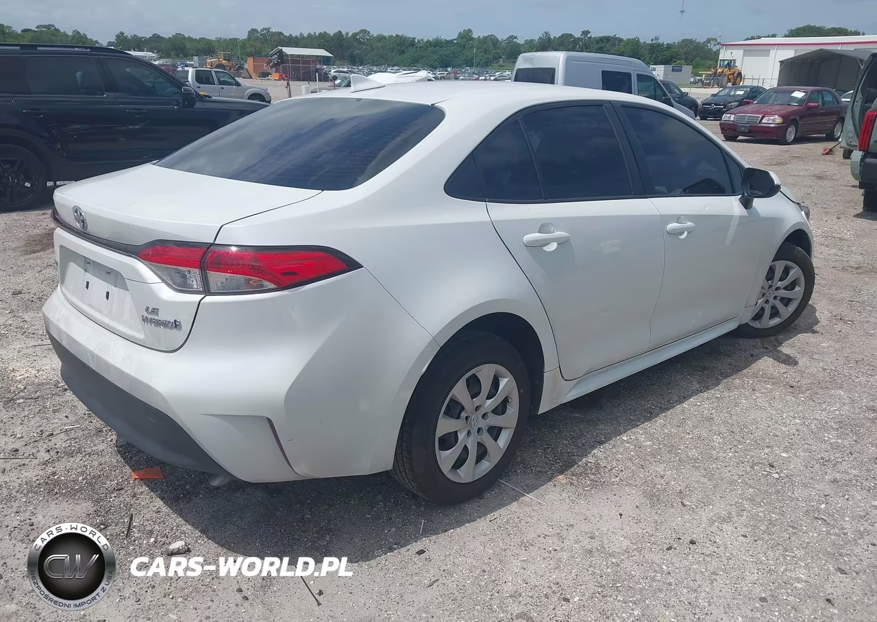 2024 Toyota Corolla Hybrid Le VIN:JTDBCMFE9R3051518 - 4