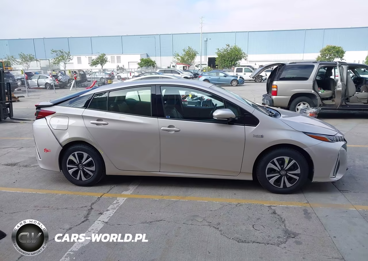 2017 Toyota Prius Prime Premium VIN:JTDKARFP1H3048423 - 13