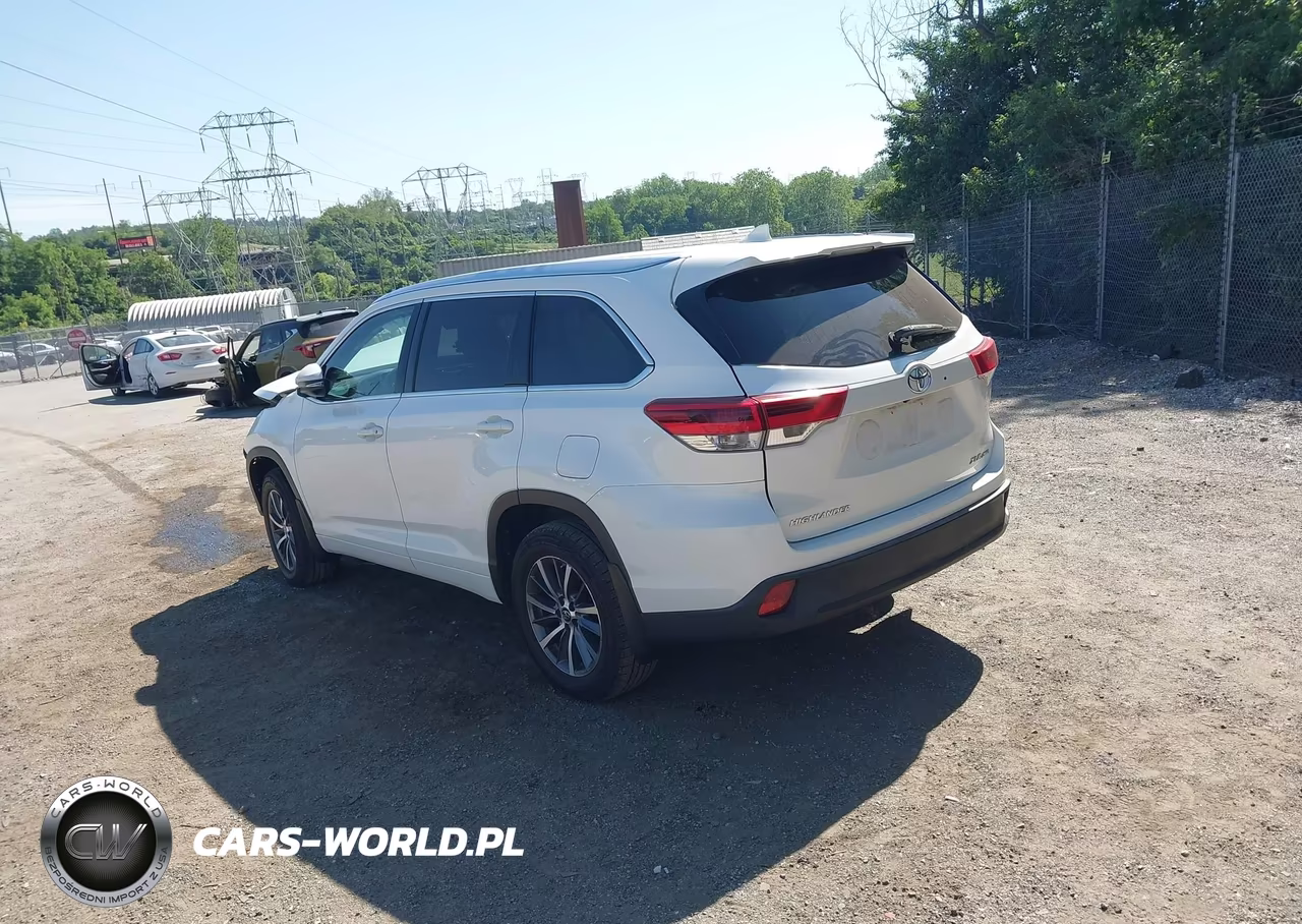 2017 Toyota Highlander Se-Xle VIN:5TDJZRFH2HS431489 - 3