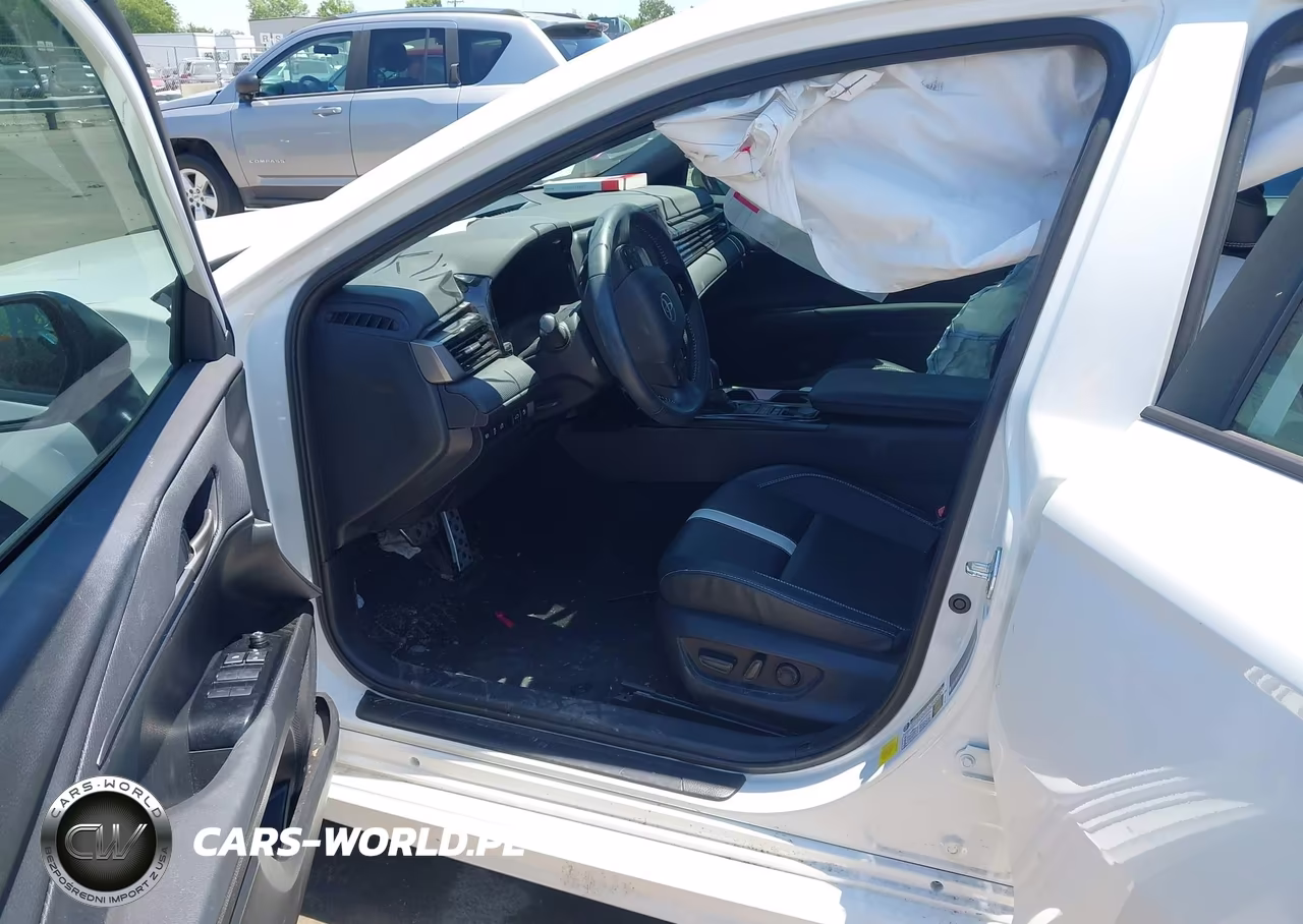 2025 Toyota Camry Se VIN:4T1DBADK1SU500205 - 5