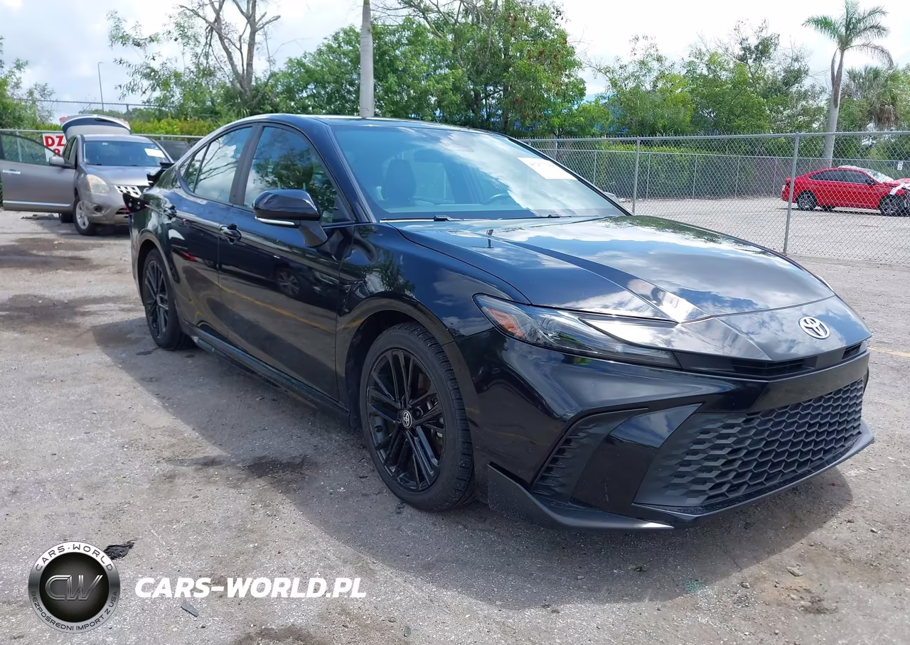 2025 Toyota Camry Se – zdjęcie 1 z 17